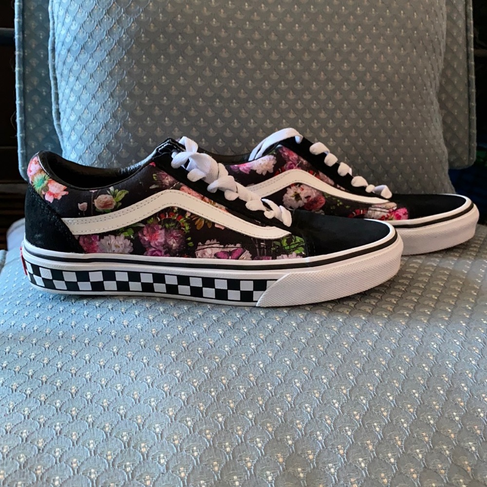 Floral custom vans